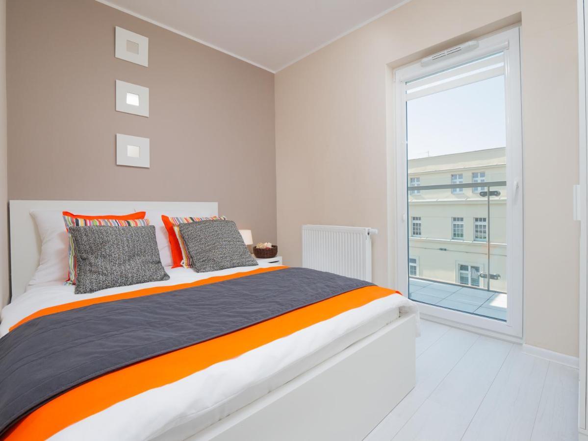 Apartamenty Homely Place Centrum - Stary Rynek - Parking Poznan Ngoại thất bức ảnh