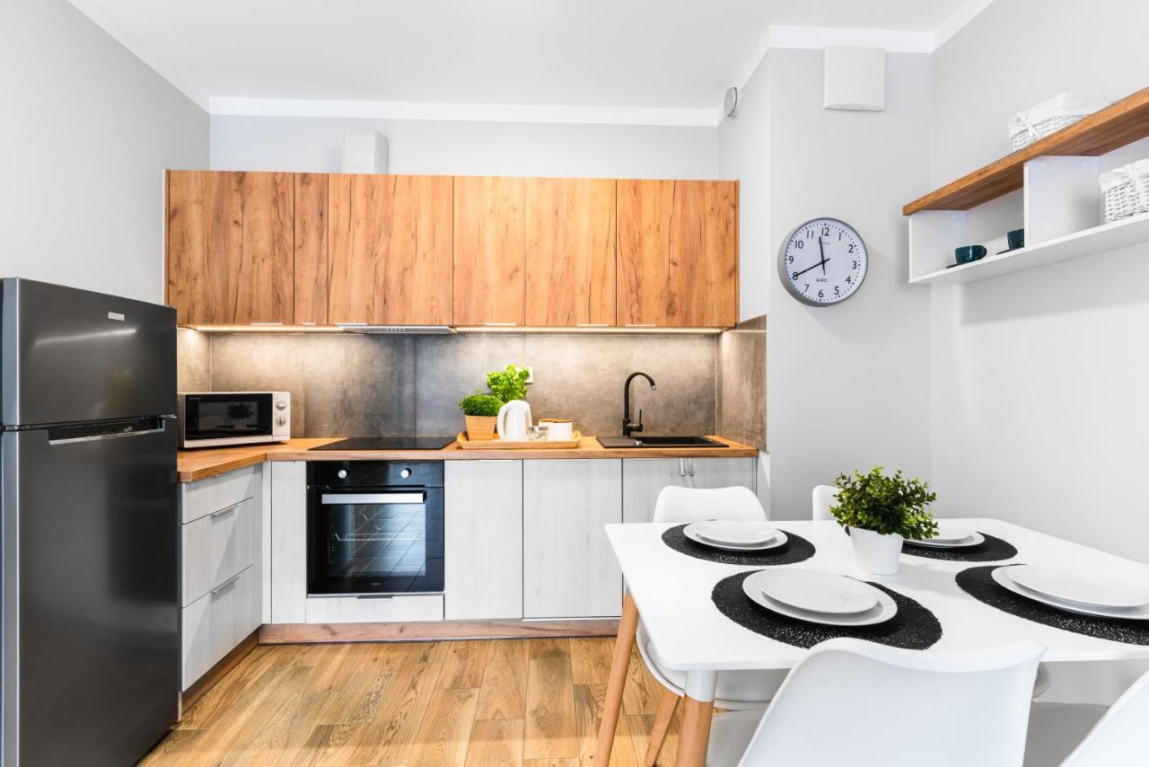 Apartamenty Homely Place Centrum - Stary Rynek - Parking Poznan Ngoại thất bức ảnh