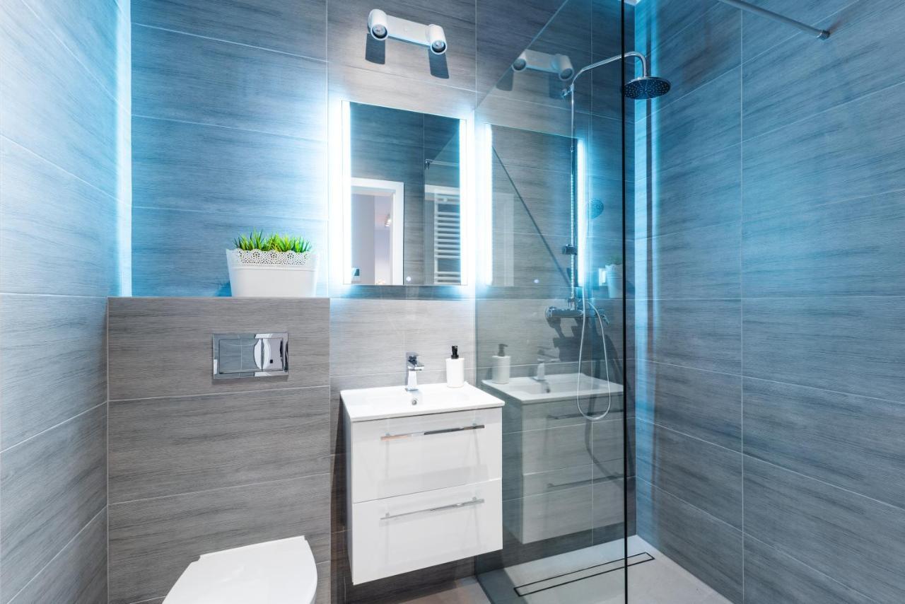 Apartamenty Homely Place Centrum - Stary Rynek - Parking Poznan Ngoại thất bức ảnh